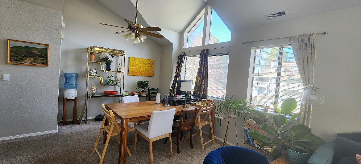 2 bed, 978 sqft, $1,100 — Photo 2