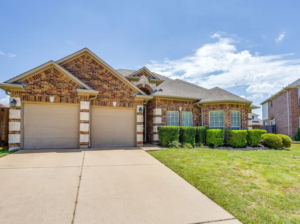 2912 Crystal Way, Grand Prairie, TX 75052