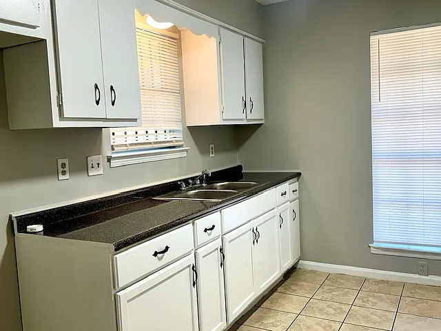5207 Breckenwood Dr — Photo 8