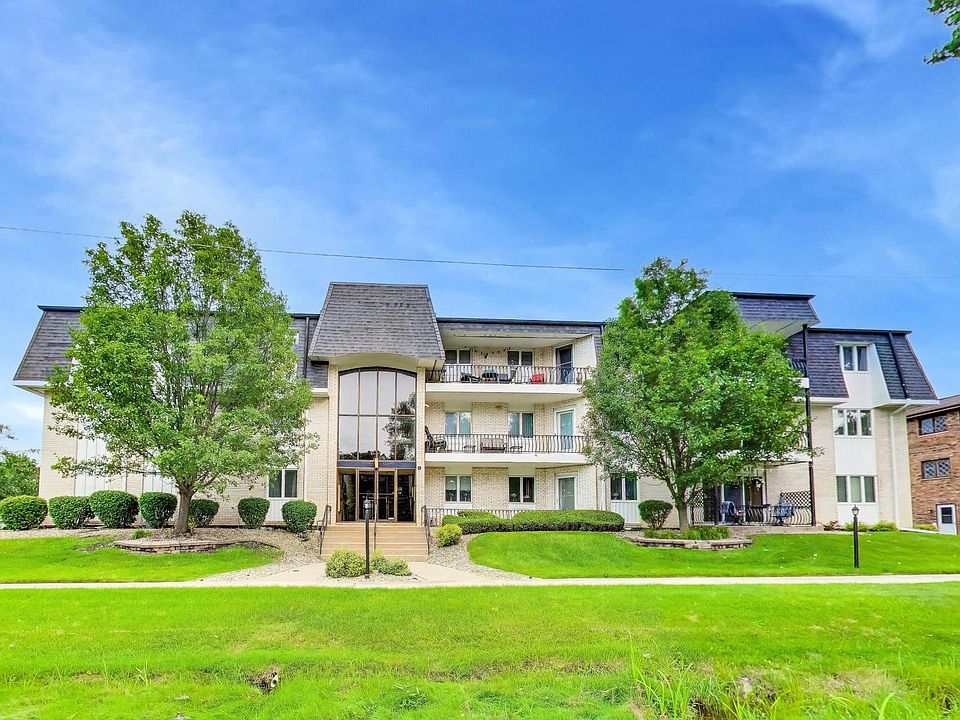 1st image of 18559 Escanaba Ct APT 101