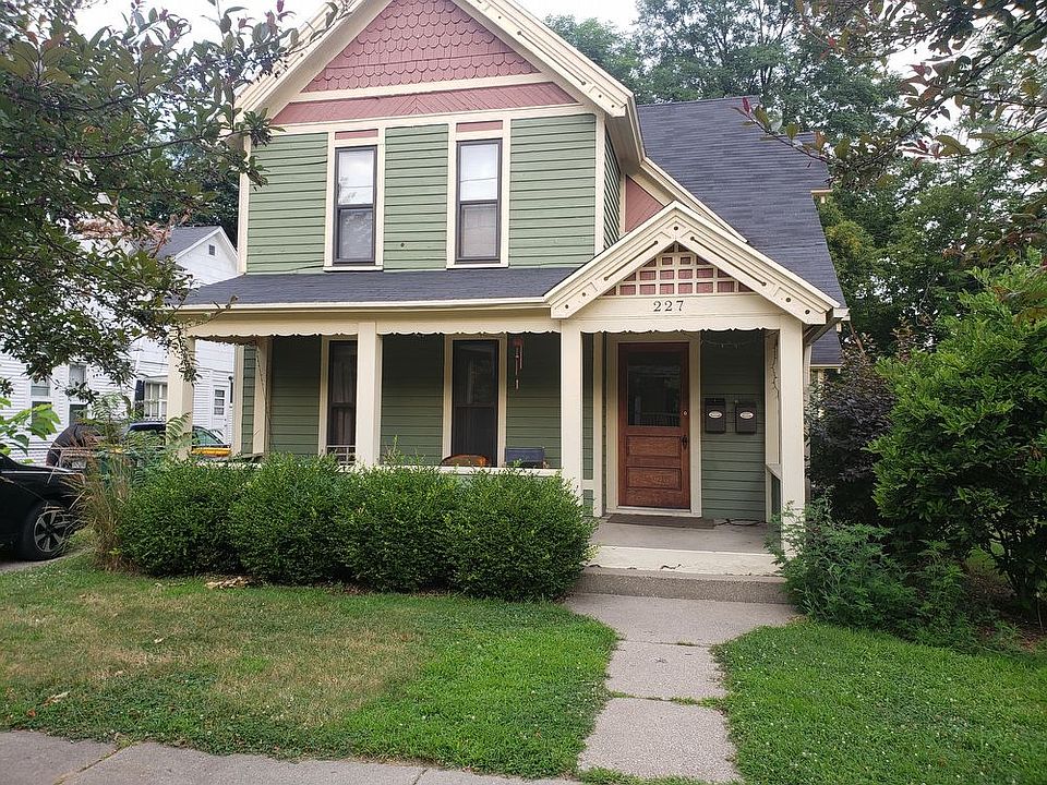 1st image of 227 Hollister Ave SE #2