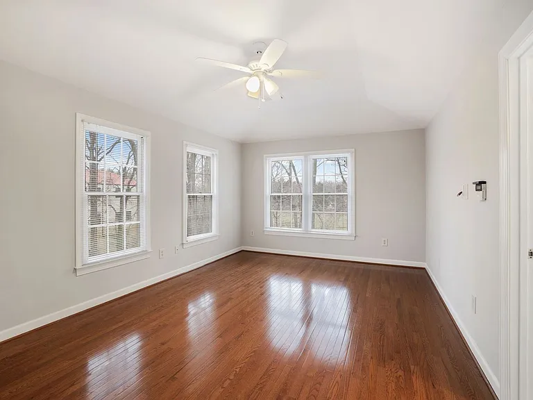 2171 Wolftrap Ct — Photo 18
