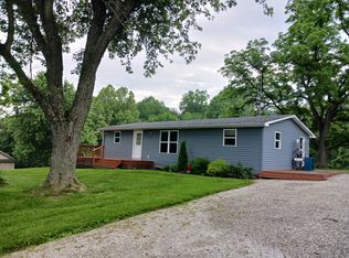 653 N Reid Rd, Lexington, IN 47138