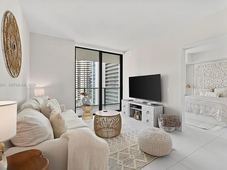 501 NE 31st St #1503 — Photo 9
