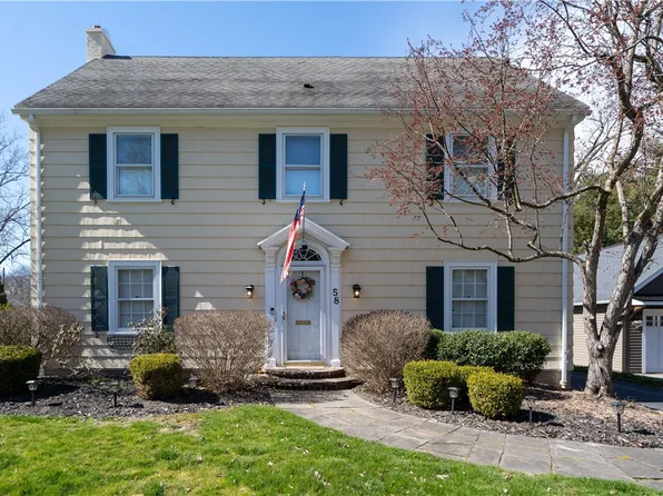 58 Greenfield Ln, Rochester, NY 14610