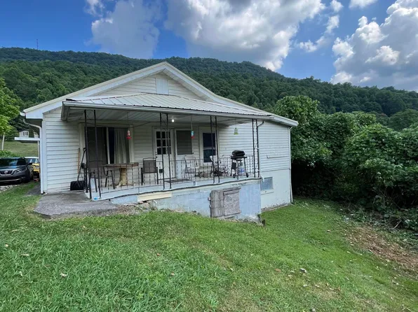 103 Pat St, Pineville, KY 40977