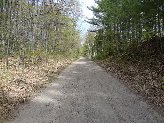 Private Drive to Acreage