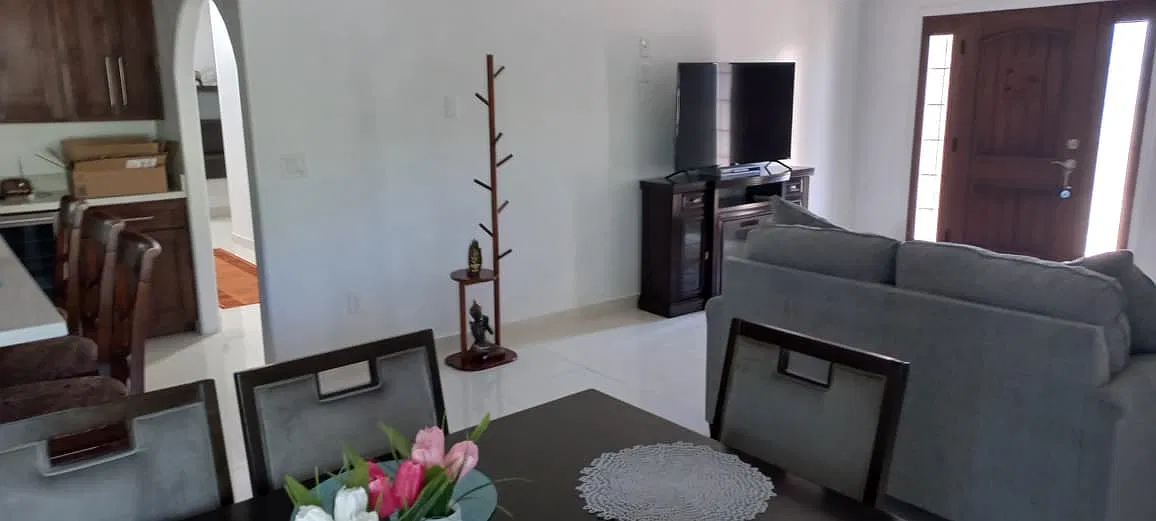 3 bed, 1495 sqft, $1,700 — Photo 4