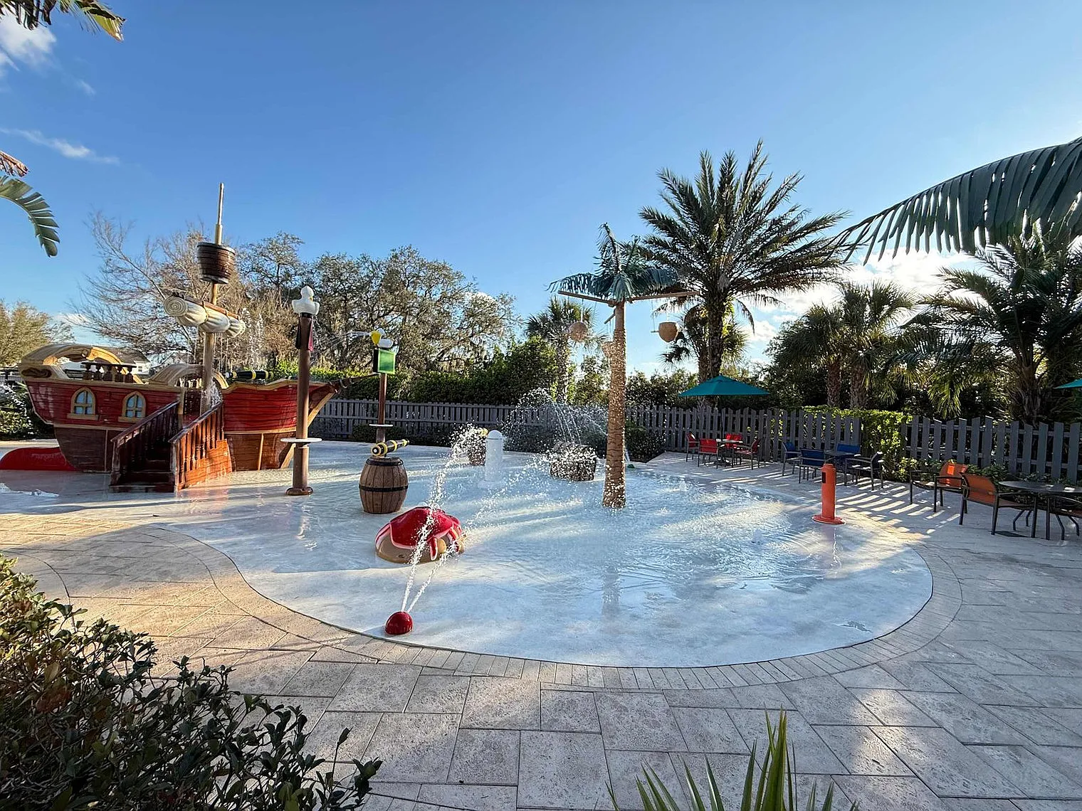 4 bed, 4.0 bath, 2088 sqft, $2,893 — Photo 4