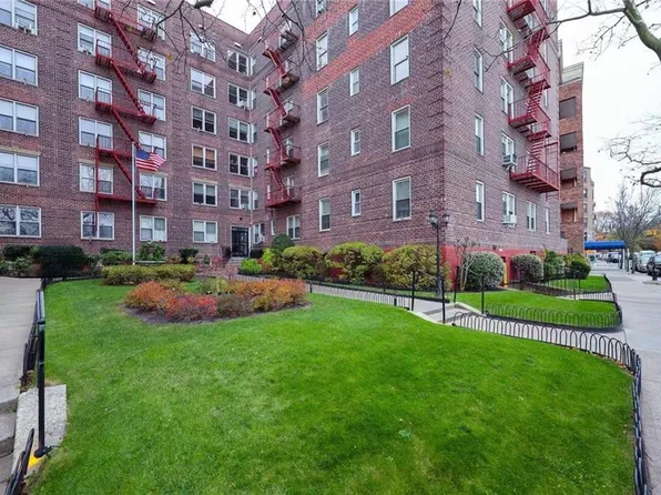 6801 Shore Road image 17 of 20