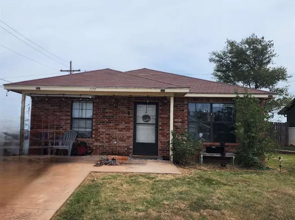 1114 SW 45th St, Lawton, OK 73505