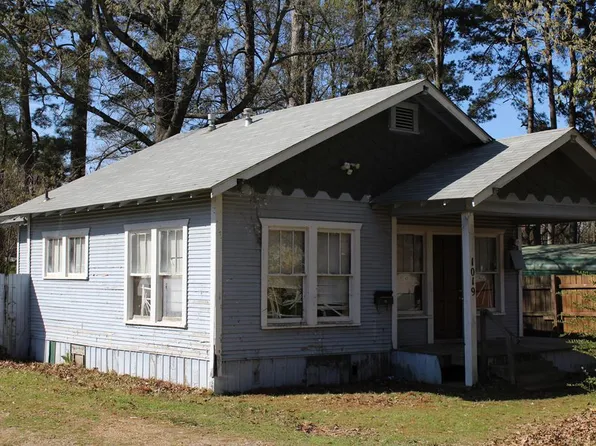 1019 Park Dr, Hope, AR 71801