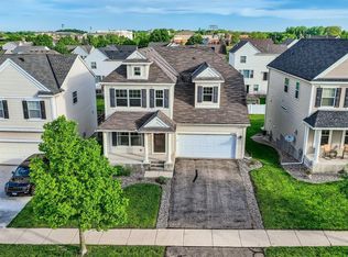2340 Kelm St, Chaska, MN 55318