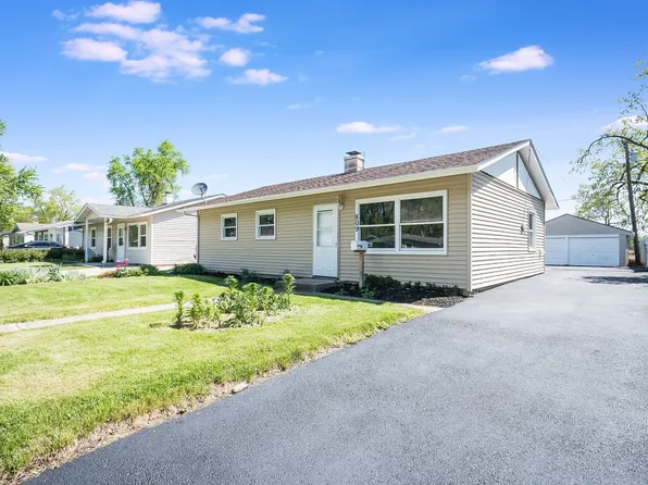 809 Taylor Ave, Aurora, IL 60506