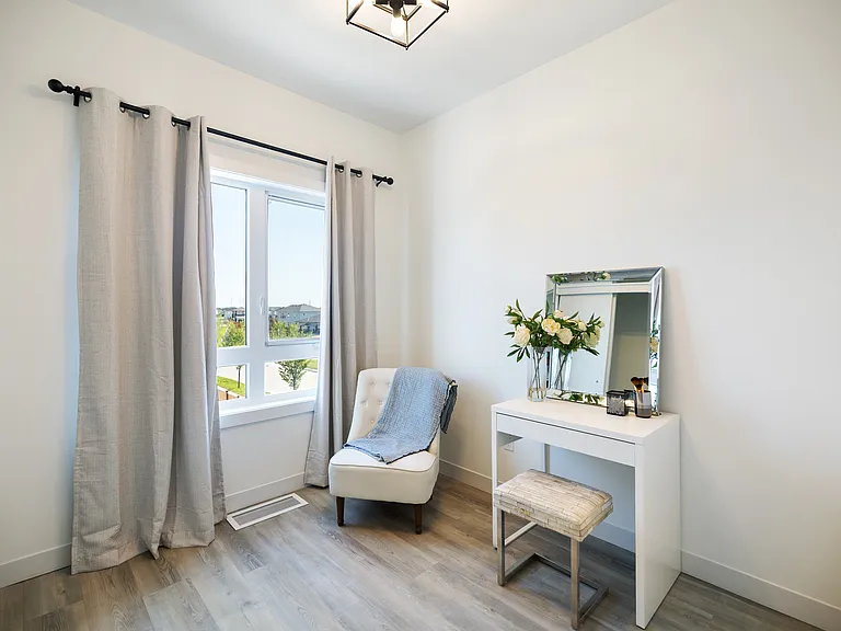 11 Merkel Manza Blvd — Photo 53