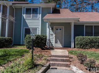 1535 Edgeside Ct, Raleigh, NC 27609