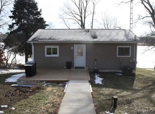 529 Timber Ln, Brooklyn, MI 49230