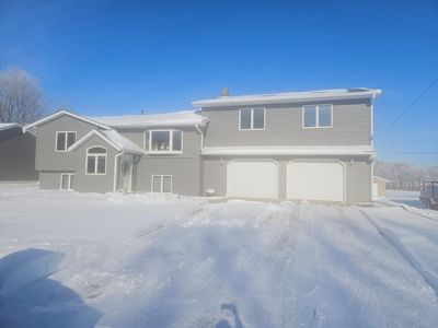 209 2nd St NE, Clarks Grove, MN, 56016