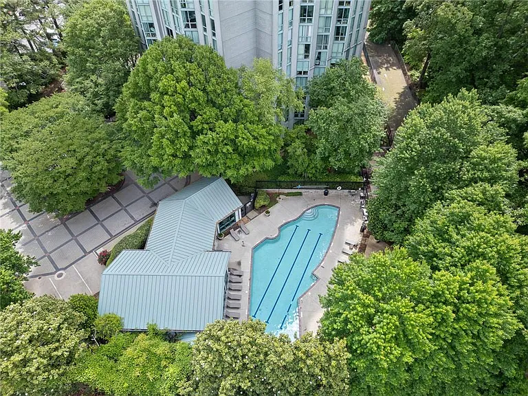 2870 Pharr Court South NW #NW-2602-2602 — Photo 29