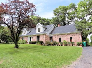 7220 Chesterfield Rd, Crystal Lake, IL 60012