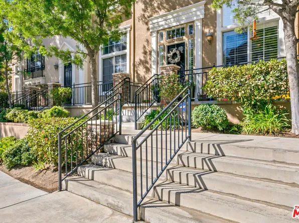 26828 Willow Creek Ln Unit 23, Santa Clarita, CA 91355