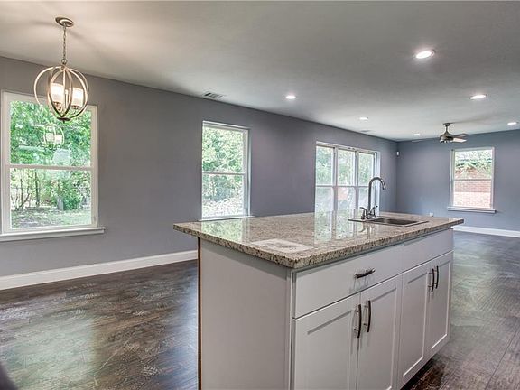 3rd image of 1337 Kingsley Dr