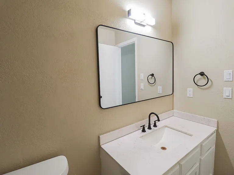 3012 S Ash Ct — Photo 21