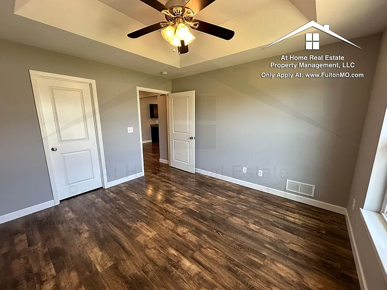 301 E Saint Eunice Rd #201 — Photo 11