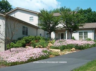 676 Deer Creek Rd, Valencia, PA 16059