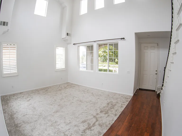 1882 Shadetree Dr — Photo 11