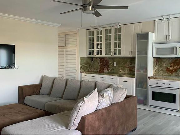 5th image of 1850 S Ocean Dr APT 305