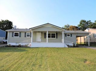 2012 Indian Ridge Rd, Johnson City, TN 37604