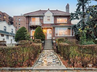 8915 Shore Rd, Brooklyn, NY 11209