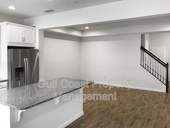 5th image of 5016 Skyview Ln