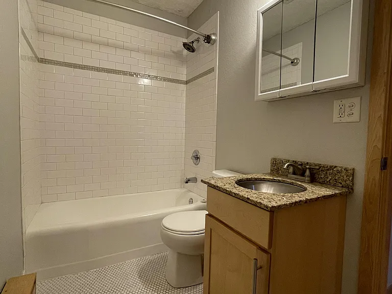 2530 1st Ave S #105 — Photo 18
