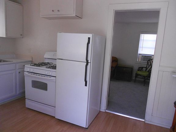2nd image of 2780.5 42nd St