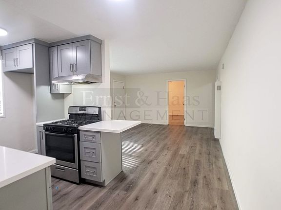 5th image of 461 W 2nd St #1