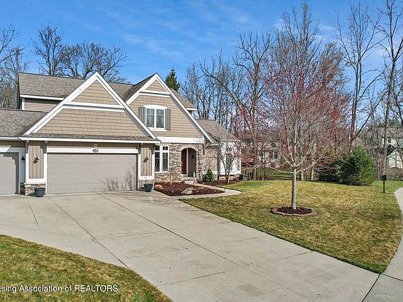 4th image of 1330 Sanborn Dr