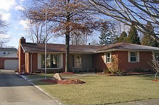 1st image of 367 Windward Dr