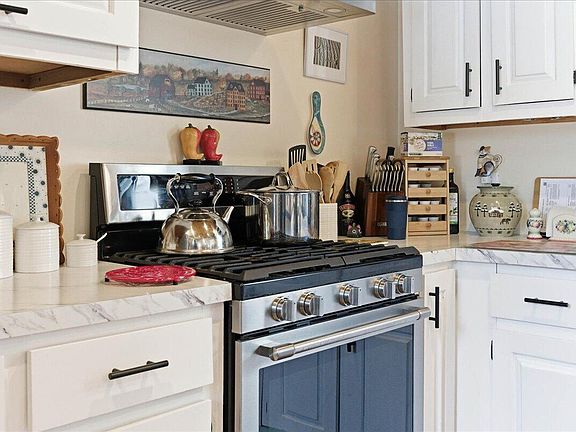 3rd image of 59 Vanner Road