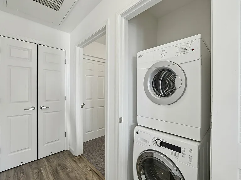 Full Size Washer and Dryer