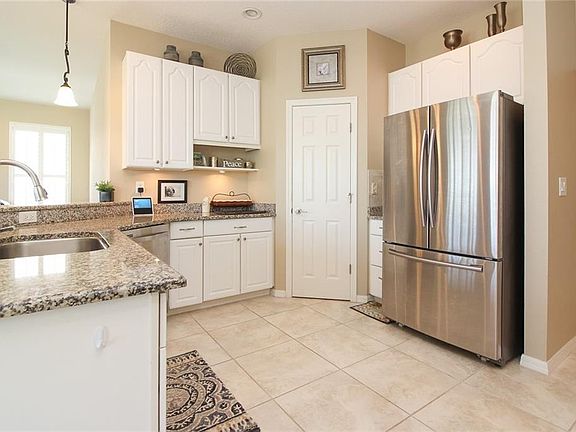 4th image of 1649 Pinyon Pine Dr