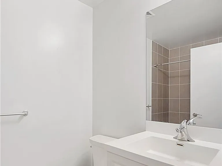 3091 Dufferin St #638 — Photo 15