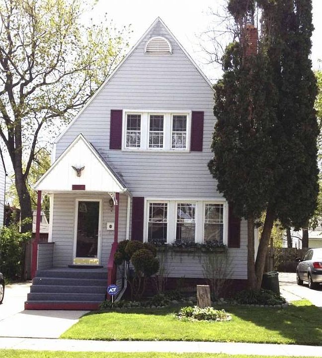 1st image of 602 E Saratoga St