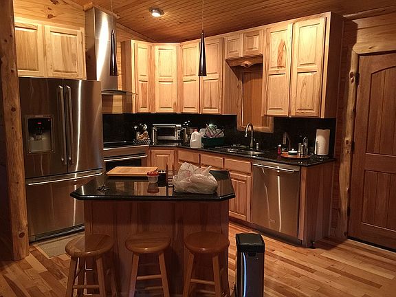 5th image of 395 Deer Haven Ln