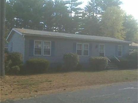 2nd image of 7 Jeri Dr