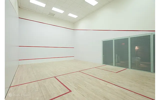 Sold by Douglas Elliman | media 17