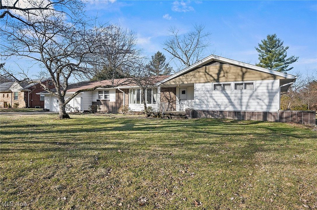 2468 Windy Hill Dr, Pepper Pike, OH 44124 | Zillow