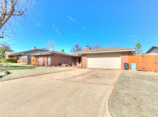 6601 N Willowridge Dr, Oklahoma City, OK 73122