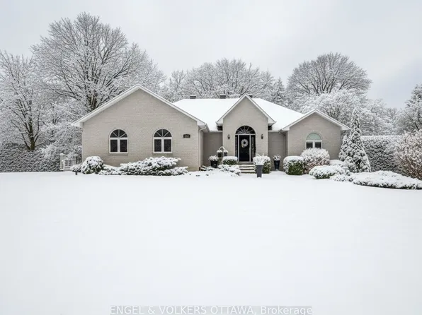 1591 Stephanie Anne Dr, Ottawa, ON K4P 1M8
